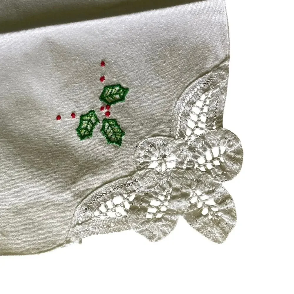 SET OF 3 Vintage Hand Stitched Embroidered Napkins & Crochet Corners 15.5 x 15.5